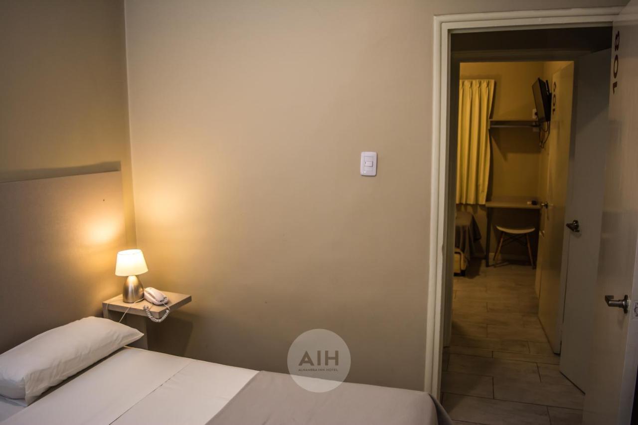 Hotel Alhambra San Juan Exterior photo